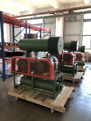 Root Rotary Lobe Blower z wodą chłodzącą 3 l/min, ciśnieniem rozładowania 60-100 KPA i mocą silnika 1,5-5,5 KW