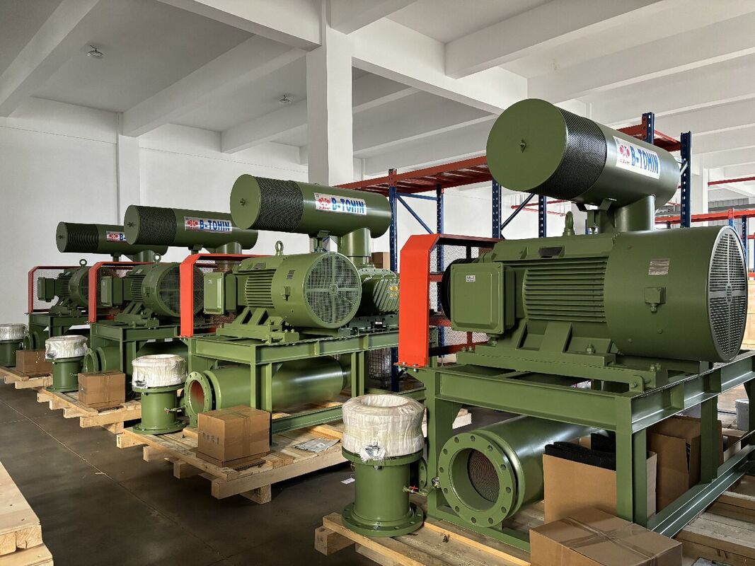 Root Rotary Lobe Blower z wodą chłodzącą 3 l/min, ciśnieniem rozładowania 60-100 KPA i mocą silnika 1,5-5,5 KW